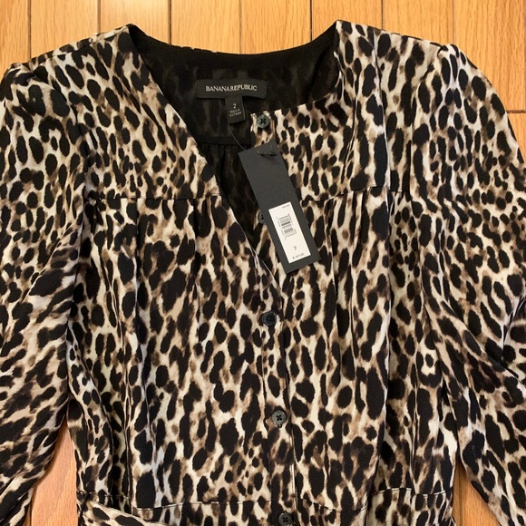 banana republic leopard shirt